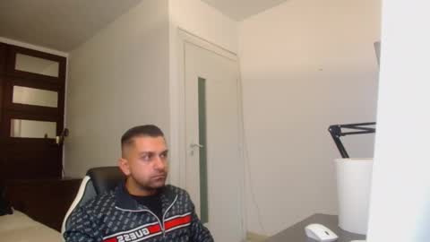 Snapshot of brycereign chatting on 11, 4, 2026 BryceReign online show from 11, 4, 2026