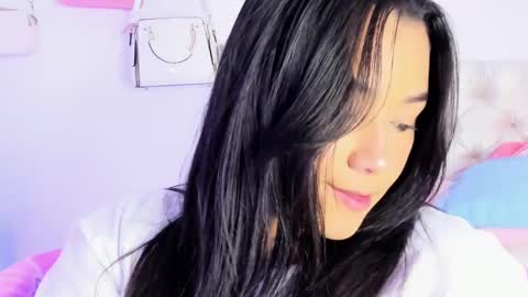 Carly     online show from 20, 2, 2025