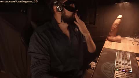 Snapshot of btarkhun chatting on 9, 11, 2025 Anal Orgasm online show from 9, 11, 2025