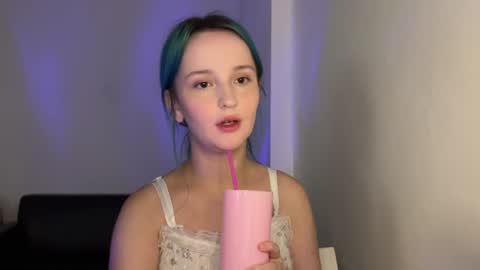 bubble_b00 online show from 6, 1, 2025