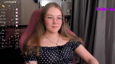 Snapshot of bubble_bunny chatting on 5, 4, 2026 Ruby online show from 5, 4, 2026