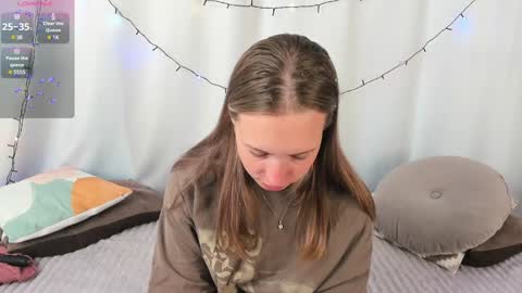 Snapshot of bubblebbb chatting on 15, 12, 2024 Sabrina online show from 15, 12, 2024