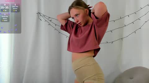 Snapshot of bubblebbb chatting on 22, 1, 2025 Sabrina online show from 22, 1, 2025