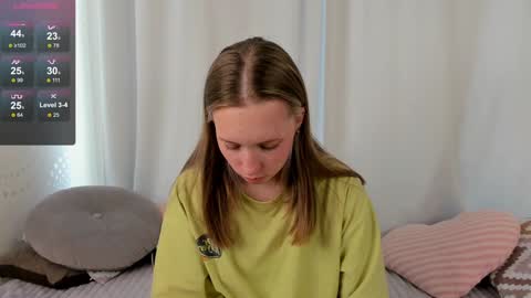 Snapshot of bubblebbb chatting on 6, 2, 2025 Sabrina online show from 6, 2, 2025
