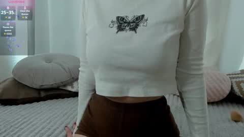 Snapshot of bubblebbb chatting on 6, 3, 2025 Sabrina online show from 6, 3, 2025