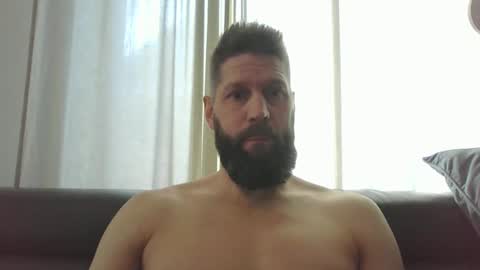 bubblebee1982 online show from 9, 1, 2025