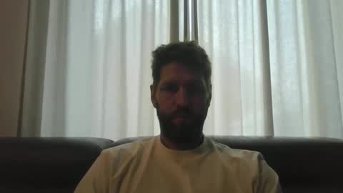 bubblebee1982 online show from 15, 10, 2025