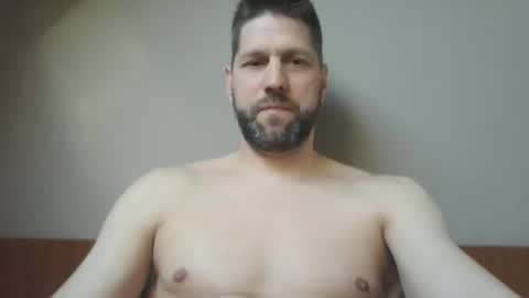 Snapshot of bubblebee1982 chatting on 20, 3, 2026 bubblebee1982 online show from 20, 3, 2026