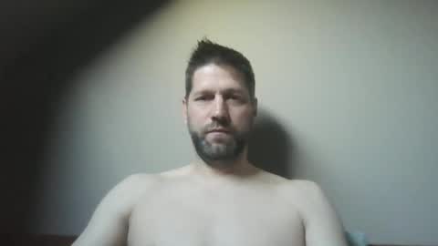 Snapshot of bubblebee1982 chatting on 17, 4, 2026 bubblebee1982 online show from 17, 4, 2026