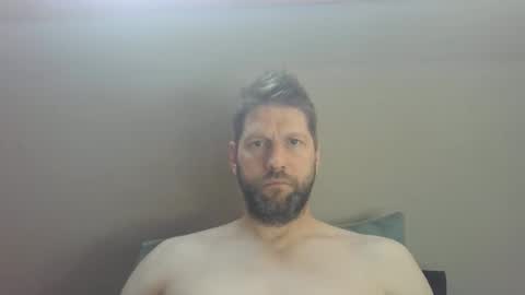 Snapshot of bubblebee1982 chatting on 25, 4, 2026 bubblebee1982 online show from 25, 4, 2026