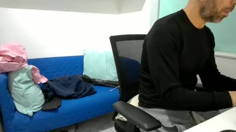 Snapshot of bubblebumdave chatting on 4, 12, 2024 Bubblebum online show from 4, 12, 2024