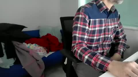 Snapshot of bubblebumdave chatting on 24, 1, 2025 Bubblebum online show from 24, 1, 2025