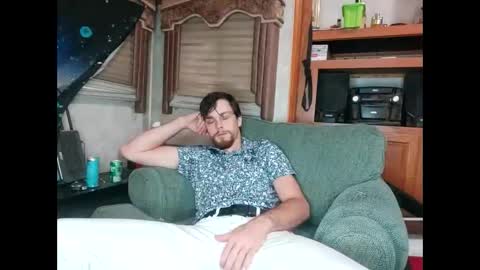 Snapshot of bubblebutt417 chatting on 16, 5, 2026 Max candi online show from 16, 5, 2026