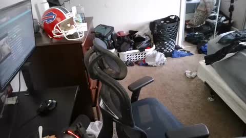 Snapshot of bubblebuttbdn chatting on 10, 9, 2025 BubblebuttBdn online show from 10, 9, 2025