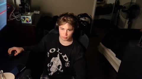 Snapshot of bubblebuttbdn chatting on 12, 9, 2025 BubblebuttBdn online show from 12, 9, 2025