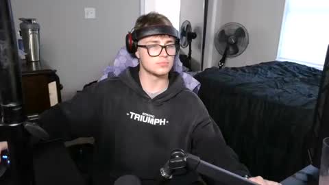 Snapshot of bubblebuttbdn chatting on 24, 9, 2025 BubblebuttBdn online show from 24, 9, 2025