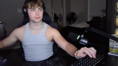 Snapshot of bubblebuttbdn chatting on 5, 10, 2025 BubblebuttBdn online show from 5, 10, 2025