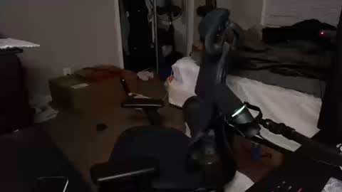 Snapshot of bubblebuttbdn chatting on 11, 10, 2025 BubblebuttBdn online show from 11, 10, 2025