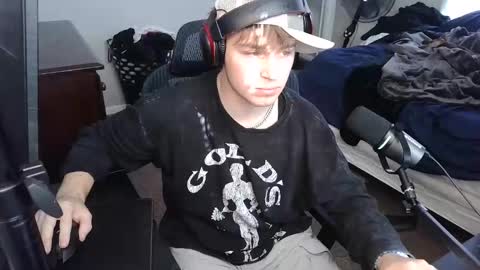 Snapshot of bubblebuttbdn chatting on 11, 11, 2025 BubblebuttBdn online show from 11, 11, 2025