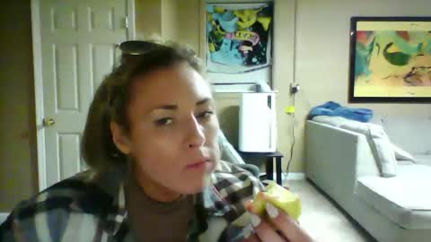 Snapshot of bubblesxxx615xxx601 chatting on 26, 3, 2026 bubbles online show from 26, 3, 2026