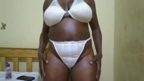 Snapshot of bubblie_bae chatting on 8, 3, 2026 Bobbie online show from 8, 3, 2026