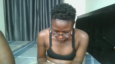 Snapshot of bubbly1_ chatting on 15, 11, 2025 Bubbly online show from 15, 11, 2025