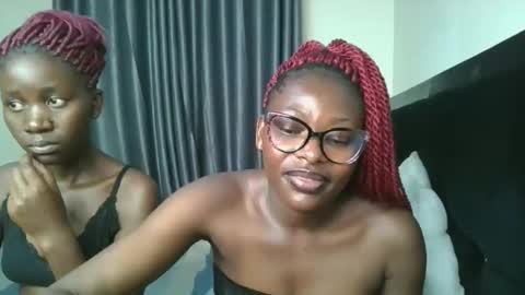 Snapshot of bubbly1_ chatting on 15, 12, 2025 Bubbly online show from 15, 12, 2025