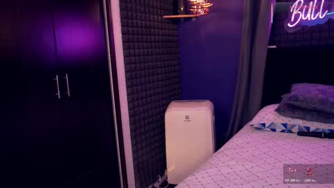 Bunny and The Rock online show from 29, 11, 2025