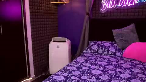 Snapshot of bull_vixen2001 chatting on 8, 7, 2026 Bunny and The Rock online show from 8, 7, 2026