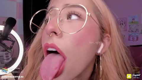 Snapshot of bun_nyx chatting on 26, 11, 2025 online show from 26, 11, 2025