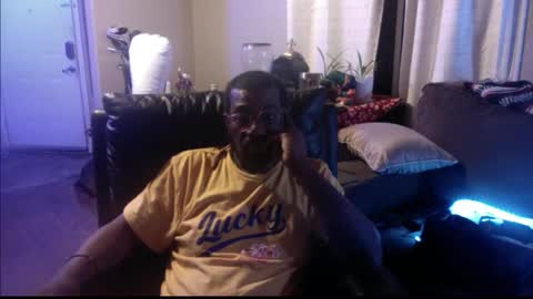 Snapshot of bungalowentertainment chatting on 3, 12, 2025 Bungalow Entertainment online show from 3, 12, 2025