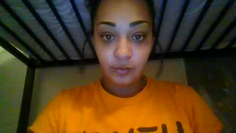 Snapshot of bunniebai chatting on 24, 2, 2025 bunniebai online show from 24, 2, 2025
