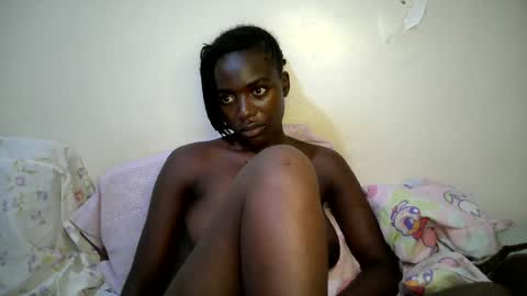 Snapshot of bunny_bliss1 chatting on 12, 7, 2026 bunny_bliss1 online show from 12, 7, 2026