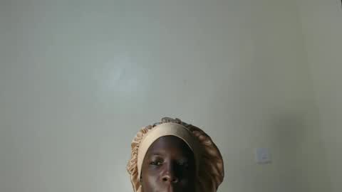 Snapshot of bunny_bliss4 chatting on 1, 11, 2025 Bunny Bliss online show from 1, 11, 2025