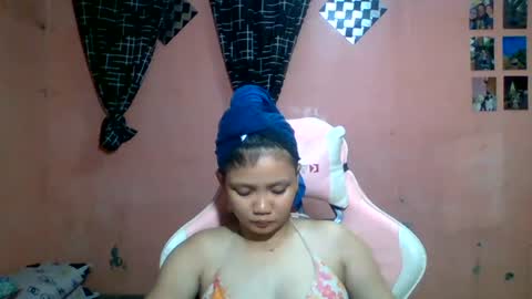 Snapshot of bunny_flower18 chatting on 19, 6, 2026 bunny_flower18 online show from 19, 6, 2026