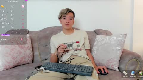 Snapshot of bunny_maxxi chatting on 22, 1, 2025 bunny online show from 22, 1, 2025