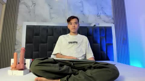 Snapshot of bunny_maxxi chatting on 10, 10, 2025 bunny online show from 10, 10, 2025