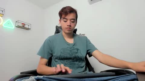 Snapshot of bunny_maxxi chatting on 26, 11, 2025 bunny online show from 26, 11, 2025