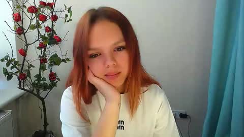 Snapshot of bunnybloom_ chatting on 25, 9, 2025 Ariel online show from 25, 9, 2025