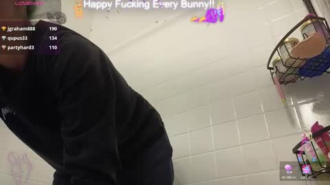 Snapshot of bunnycheekz chatting on 12, 1, 2025 Tokki bunny online show from 12, 1, 2025