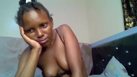 bunnydiva_ online show from 29, 10, 2025