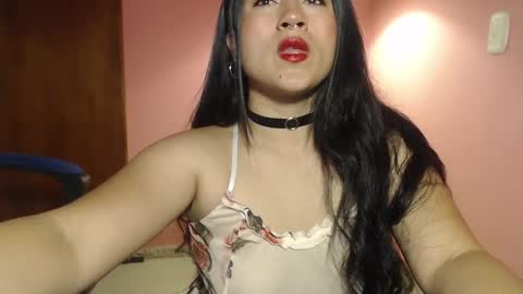 Snapshot of bunnyemilyr0s33 chatting on 11, 1, 2025 bunnyEmilyR0s33 online show from 11, 1, 2025