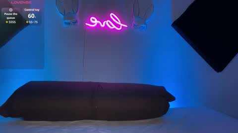  MARY BUNNY  online show from 14, 10, 2025