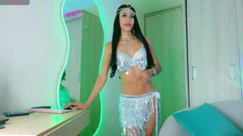 Snapshot of bunnyvalee chatting on 29, 3, 2026 Valeria online show from 29, 3, 2026