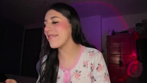 Snapshot of bunnyy09 chatting on 19, 9, 2025 Jess online show from 19, 9, 2025