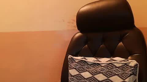 Hairy Arabian online show from 31, 12, 2024