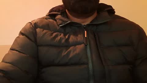 Hairy Arabian online show from 2, 1, 2025