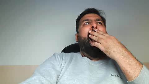 Hairy Arabian online show from 8, 2, 2025