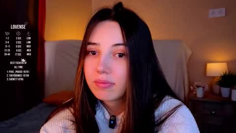 Snapshot of burnletitallburn chatting on 15, 10, 2025 Jessica online show from 15, 10, 2025