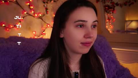 Snapshot of burnletitallburn chatting on 22, 11, 2025 Jessica online show from 22, 11, 2025